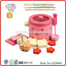 Hot Sale In Amazon Wooden Kitchen Toys Strawberry Cooking Set Toys for Child